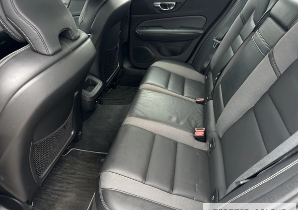 Volvo S60 cena 154900 przebieg: 31561, rok produkcji 2020 z Łapy małe 466